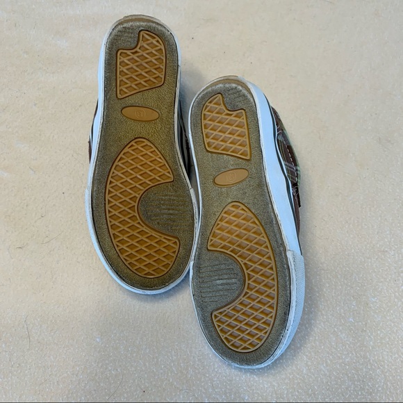 Gymboree Slip-on Shoe - Picture 3 of 7